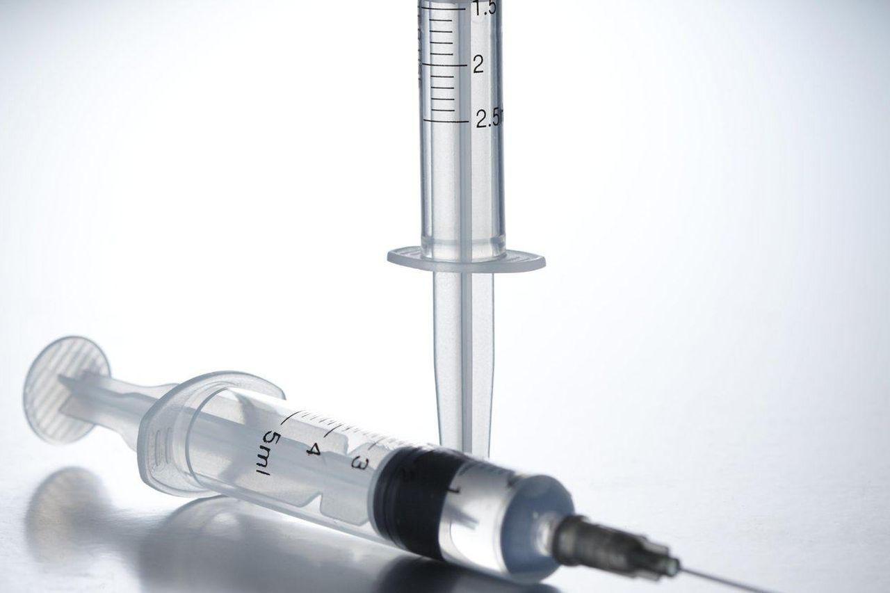 Description of Image 1